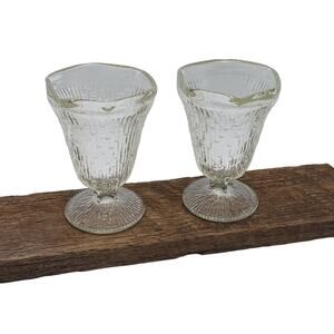 Vintage Set of 2 Jeannette Finlandia Bark Icicle Ice Cream Parfait Goblet Glass